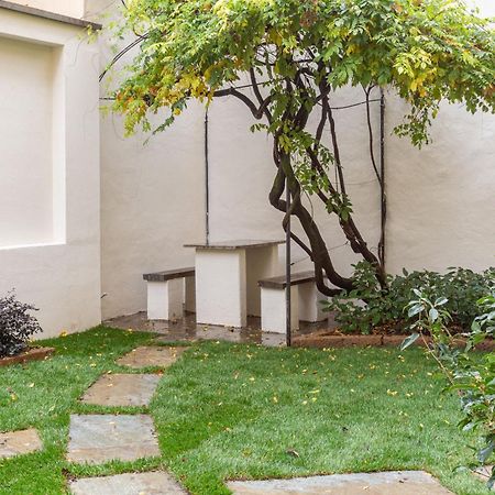 Sant Ambroeus Garden Apartment Milaan Buitenkant foto