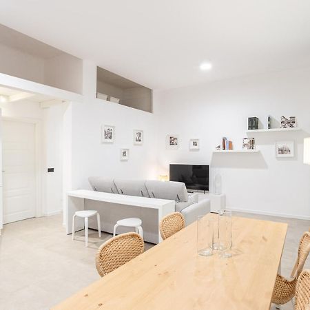 Sant Ambroeus Garden Apartment Milaan Buitenkant foto