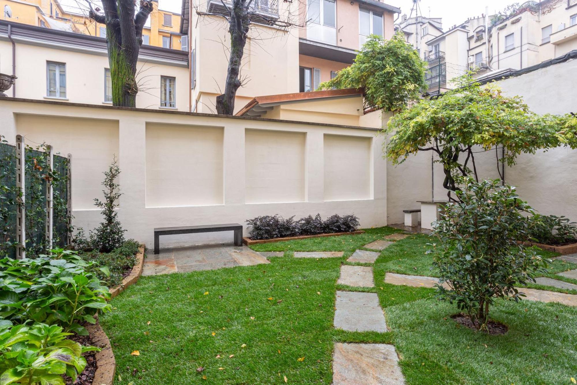 Sant Ambroeus Garden Apartment Milaan Buitenkant foto